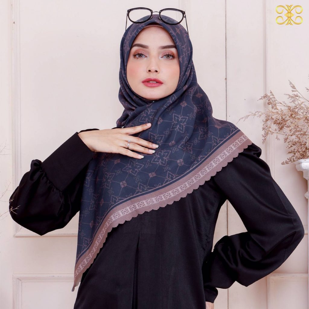 Monogram Navy Mazzarine