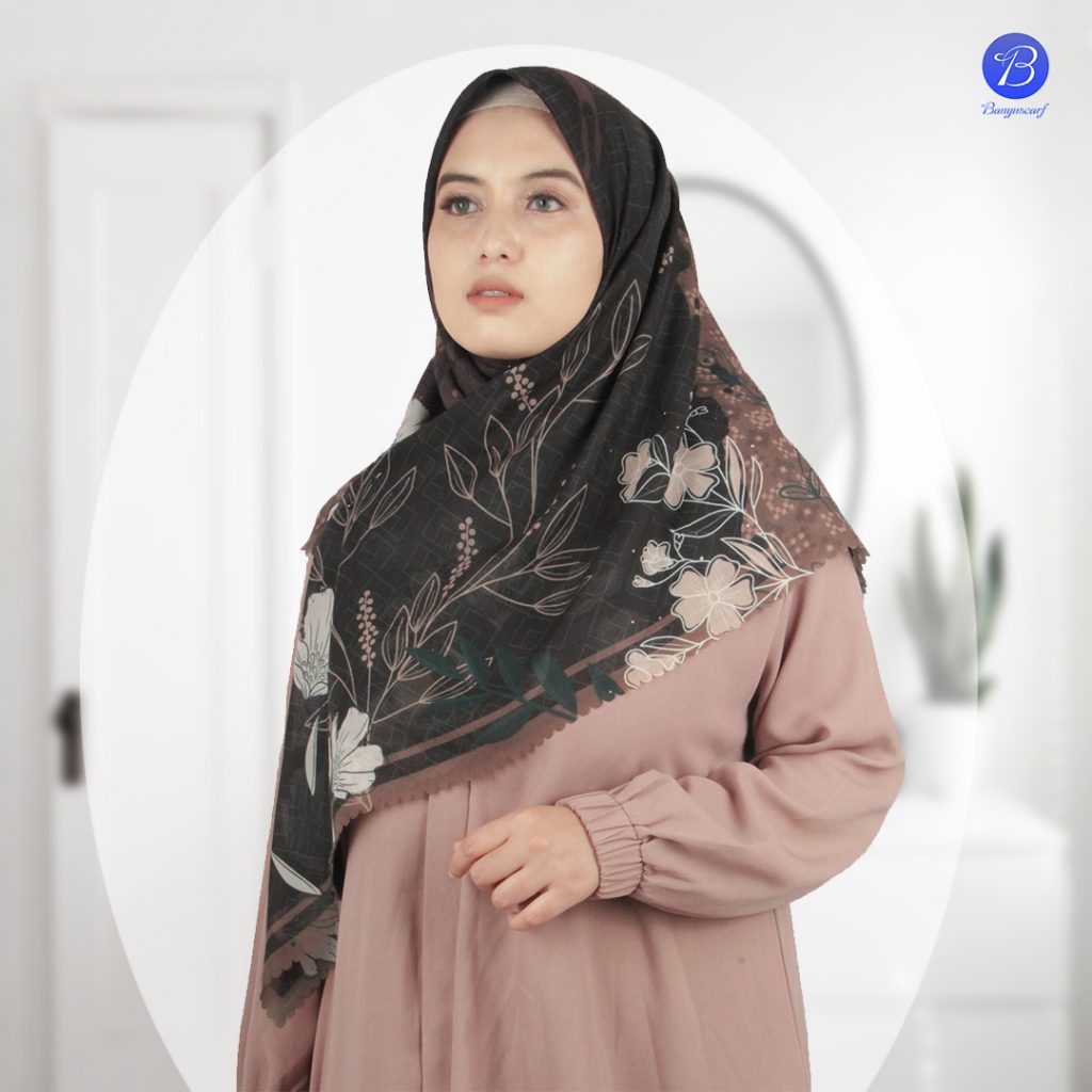 Banyuscarf aliyan black